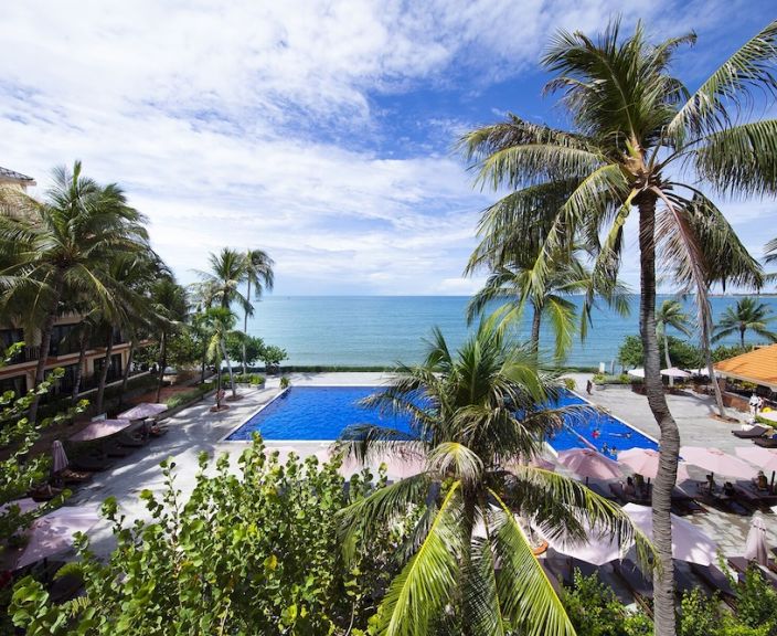 Puhka Lõuna-Vietnamis 3* hotellis HON ROM CENTRAL BEACH RESORT!