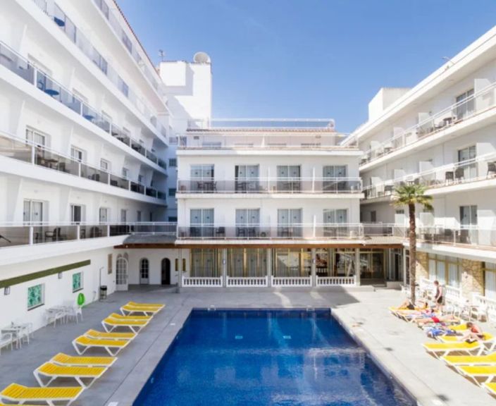 Sobilik puhkus pere või sõprade seltsis Hotel Ibersol Sorra D'or 3* Costa Bravas!