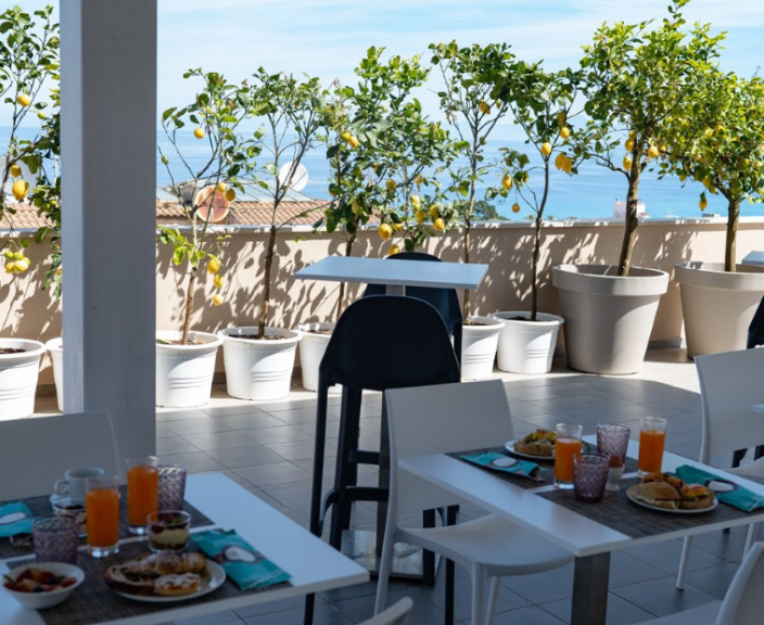 Itaalia looduse keskel, 4* hotell MIDDLETOWN PALACE!
