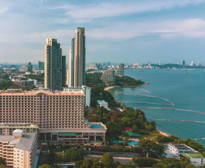 Reis kaunisse Pattayasse ootab, peatu 4* hotellis LONG BEACH GARDEN HOTEL & SPA!