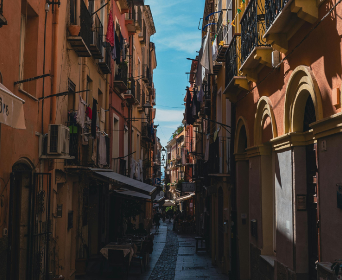 Kaunis Sardiinia linn Cagliari ja 3* hotell AFFITTACAMERE ARCOBALENO!