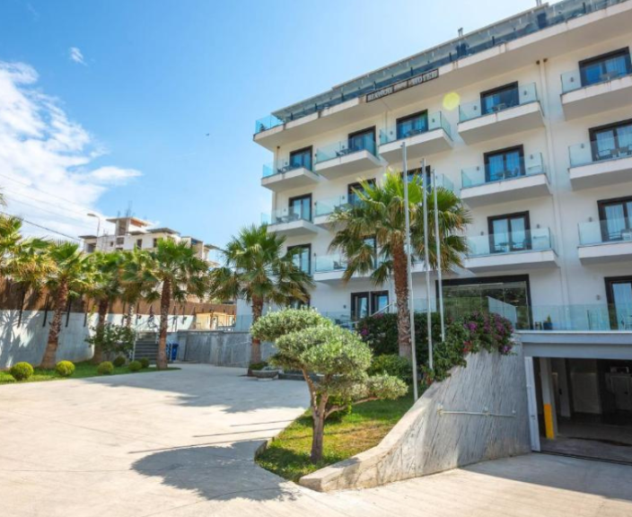 Kaunis Albaania ja Ksamil, peatu 4* hotellis BIANCO!