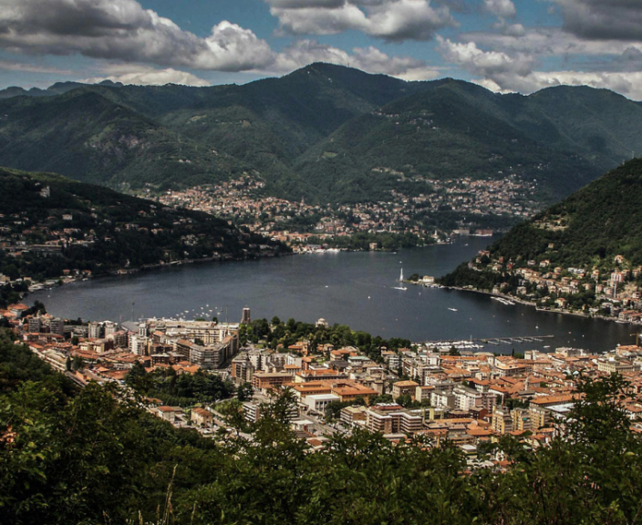 Kaunis Como järv ja 3* peatumine IL LOGGIATO DEI SERVITI hotellis.