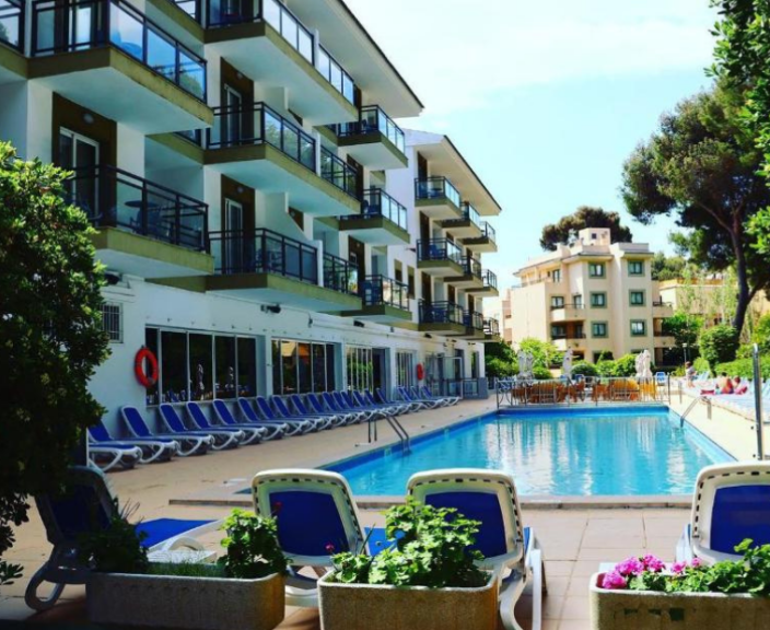 Lõõgastu kaunis Mallorca kuurordis ja peatu 3* hotellis GUYA WAVE HOTEL!