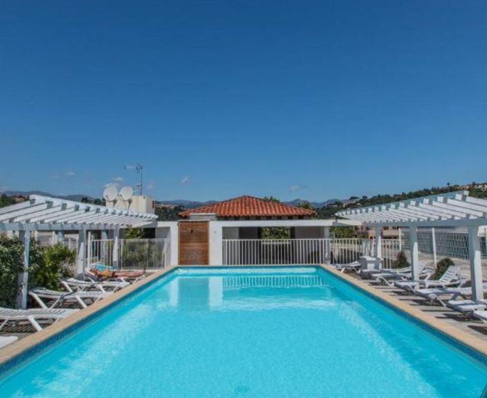 Kaunis Lõuna-Prantsusmaa ja 3* hotell LE CRYSTAL, Nizzas!