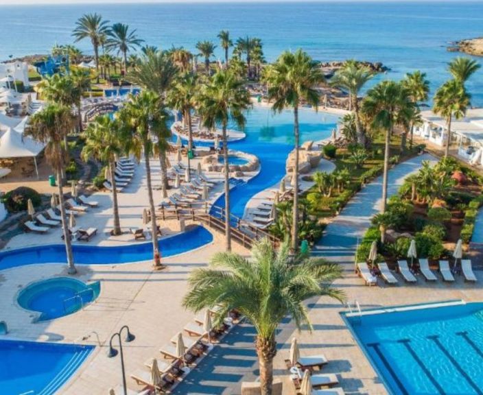 Mereäärne puhkus Ayia Napal, 5* hotellis ADAMS BEACH HOTEL!