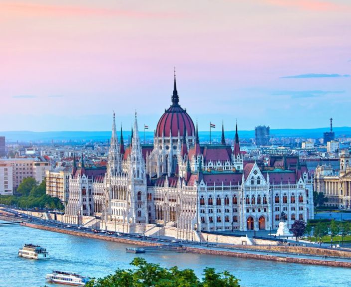 Puhkus Budapesti keskuses, 4* hotell ESTILO FASHION HOTEL!