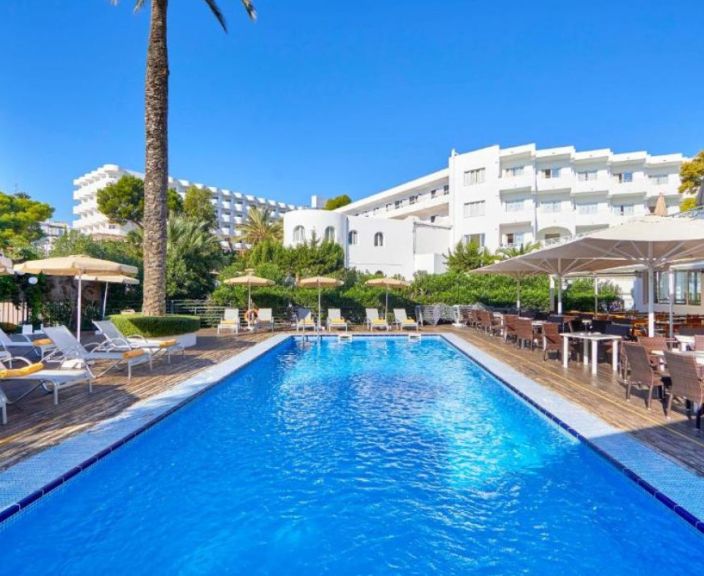 Tagasihoidlik puhkus Mallorcal, 3* hotellis GAVIMAR CALA GRAN COSTA DEL SUR HOTEL & RESORT!