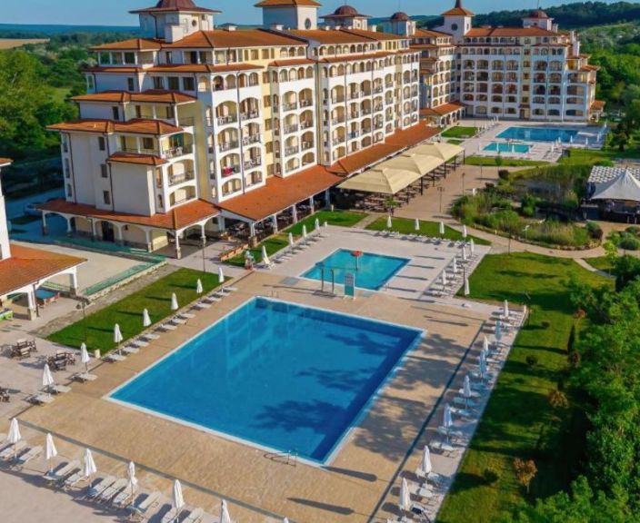 Kvaliteetne puhkus Bulgaarias, 4* hotellis SUNRISE ALL SUITES RESORT!