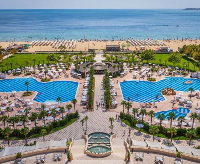 Puhkus 4* hotellis DIT MAJESTIC BEACH RESORT, Burgases!