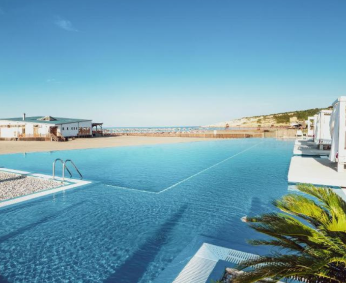 Mereäärne puhkus Montenegros, 4* hotellis AZUL BEACH RESORT MONTENEGRO BY KARISMA!