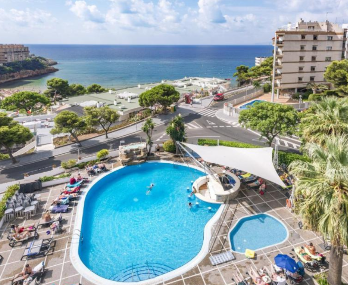 Ökonoomne puhkus ranna lähedal Hispaanias, 3* hotellis 4R SALOU PARK RESORT!
