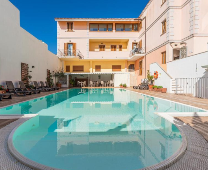 Hea hinna-kvaliteedi suhtega puhkus Sardiinias, 4* hotellis RESIDENCE CRISTAL BLU!