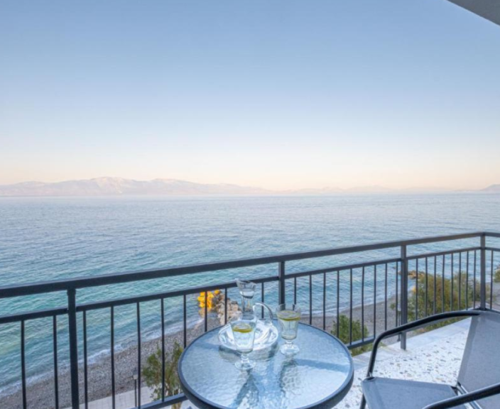 Merevaadetega puhkus Kreekas, 3* hotellis KYANI AKTI HOTEL!