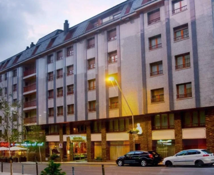 Mugav puhkus Andorras, 4* hotellis IMPERIAL ATIRAM!