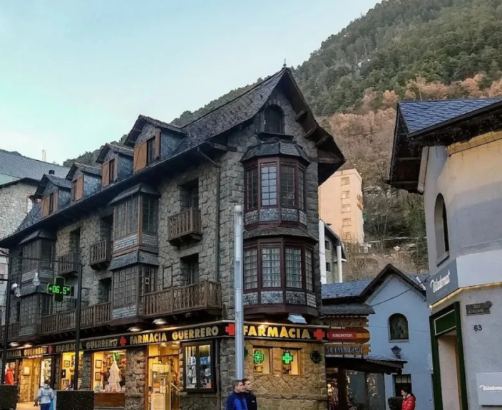 Puhkus mägede vahel Andorras, 4* hotellis HOTEL EUREKA!