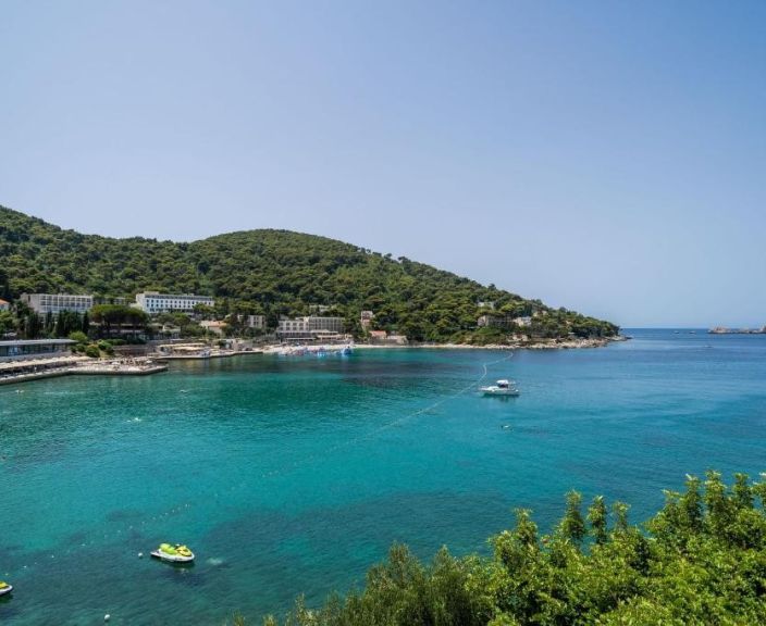 Palmipuudega ümbritusetud puhkus 4* VILLA WOLFF BOUTIQUE & BEACH hotellis Horvaatias!