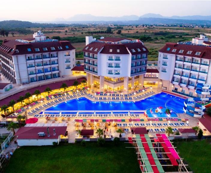 Tagasihoidlik puhkus Ramada Resort Side 4* hotellis Türgis!