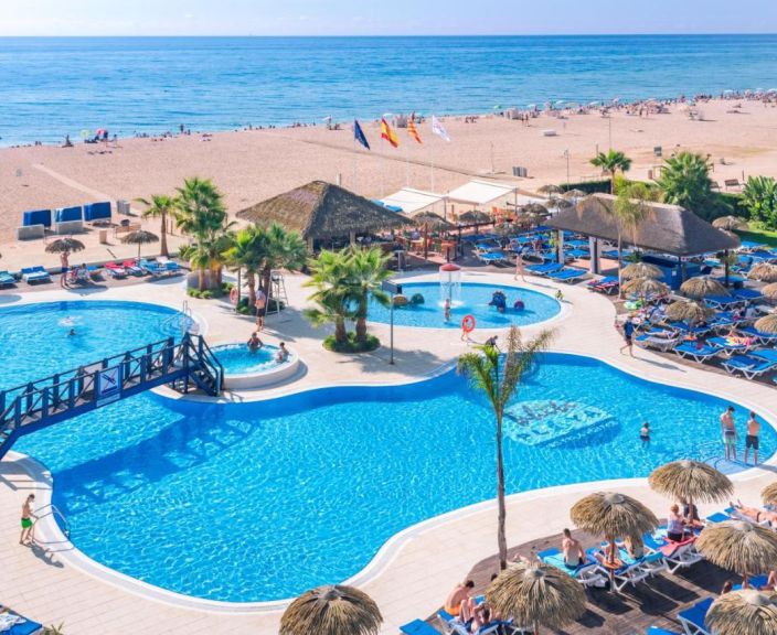 Tule ja veeda põnev koguperepuhkus Hotel Tahiti Playa 4* hotellis Costa Bravas, Hispaanias