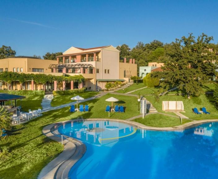 Lõbus perepuhkus 4* CENTURY RESORT hotellis Korful