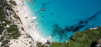 🌅 Reisijuht Sardiiniasse – türkiissinised rannad, ürgne loodus ja itaaliapärased maitseelamused Vahemere saarel