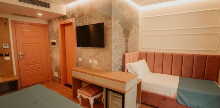 Puhkus Durrësis, 4* hotellis HOTEL MARTINESS! 19