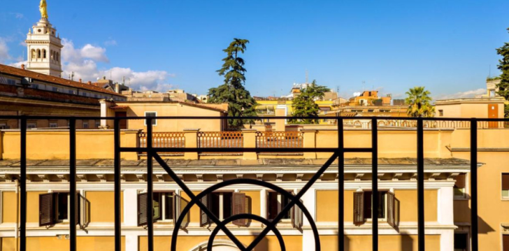 Imeline Rooma ja 4* hotell ROYAL COURT! 26