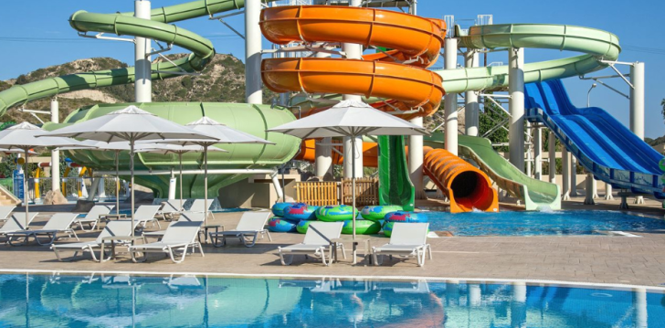 amada-colossos-resort