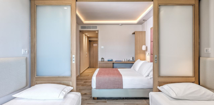amada-colossos-resort