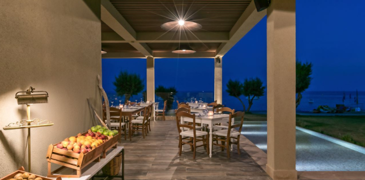 amada-colossos-resort