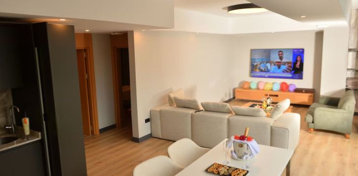Rikkalik meelelahutus ja põnev reis Kemeris, 5* hotellis MIAROSA KEMER BEACH! 37
