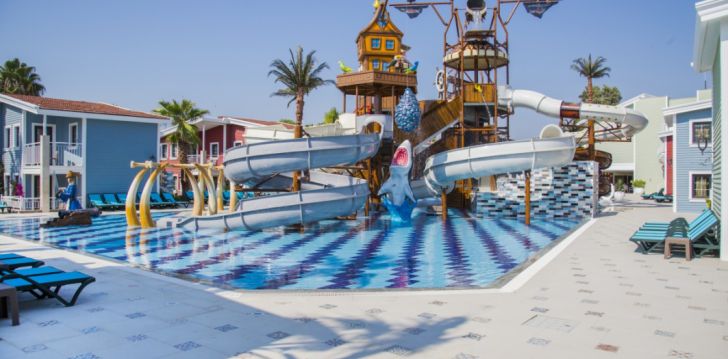 Perepuhkus Türgis, 4* hotellis CRYSTAL CLUB WORLD OF COLOURS! 25