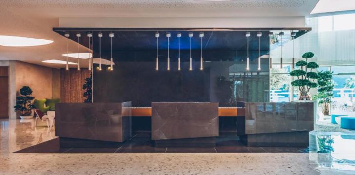 Puhkus 4* hotellis Montenegros, CARINE KUMBOR SUPERIOR! 8