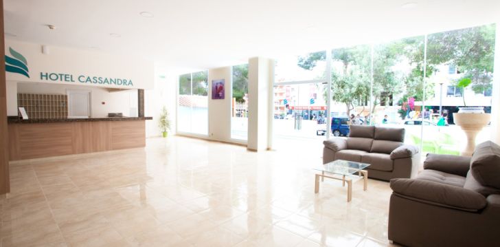 Ökonoomne puhkus Mallorcal, 3* hotellis HOTEL CASSANDRA! 5
