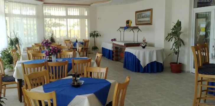 Reis Bulgaariasse, peatu 3* hotellis LARISA 1&2! 9