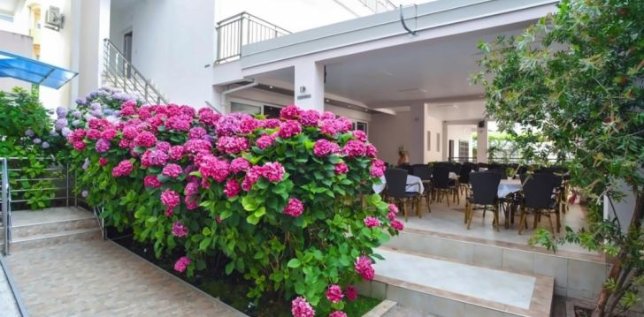 Puhkus Montenegros, 3* hotellis SUZANA! 17