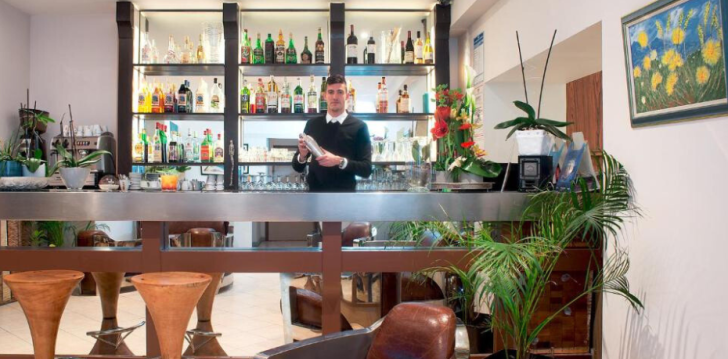 Avasta kaunist Nizzat, peatu 3* hotellis HOTEL ESPRIT D'AZUR! 3