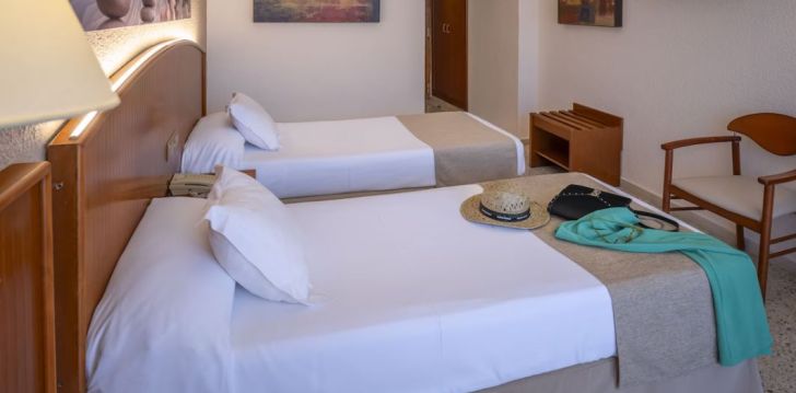 Meeleolukas puhkus Costa Bravas 4* hotellis GHT OASIS PARK & SPA! 25