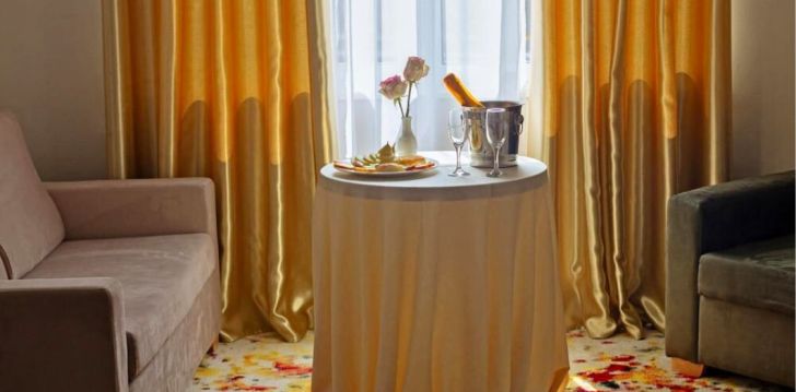 Puhkus Albaanias, 3* SUN HOTEL DURRES hotellis! 24