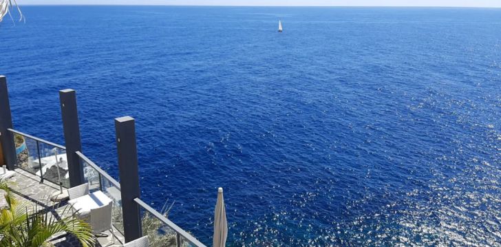 Maagiline Madeira, peatu 4* hotellis HOTEL CAIS DA OLIVEIRA! 24