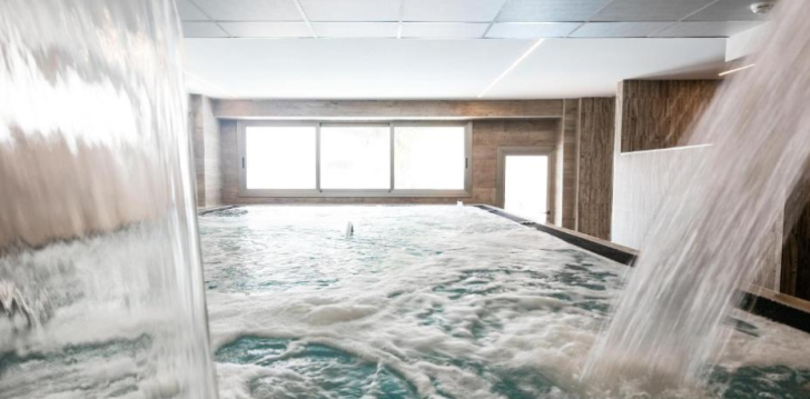Puhkus Hispaania ranniku ääres, 4* hotellis BEST OASIS PARK! 9