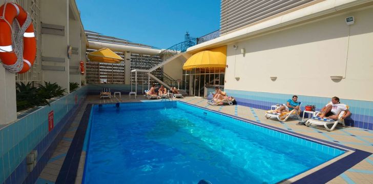 Katusebasseiniga puhkus 4* HOLIDAY INN ABU DHABI DOWNTOWN hotellis Dubais! 1