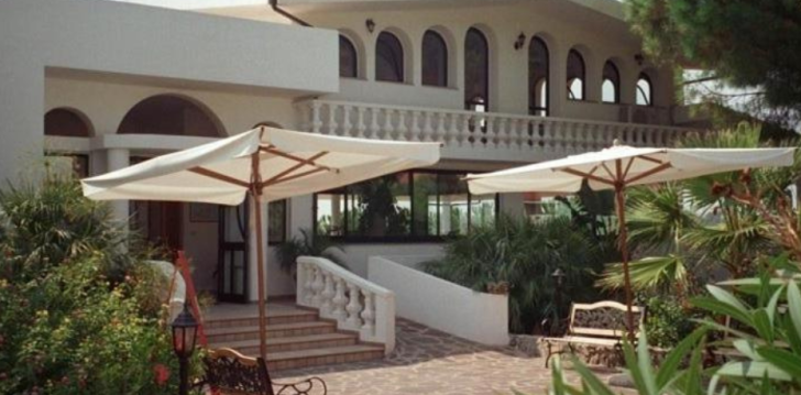 Lõõgastav puhkus Itaalias, 4* hotellis VILLAGGIO PINETA PETTO BIANCO! 2