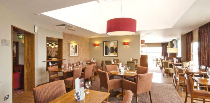 Mugav puhkus 3* hotellis PREMIER INN NEWBRIDGE - EDINBURGH APT, Šotimaal! 2