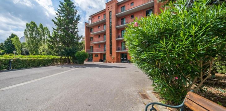 Rahulik puhkus Pisas, peatu 3* hotellis CASA BETANIA! 1