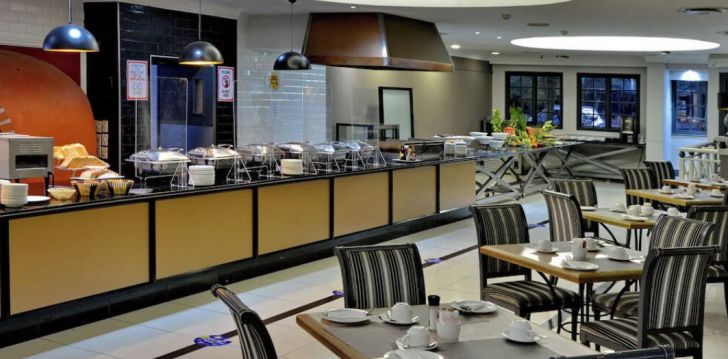 Lõuna-Aafika Vabariigi kuulus Cape Town ja 4* hotell CAPETONIAN! 4