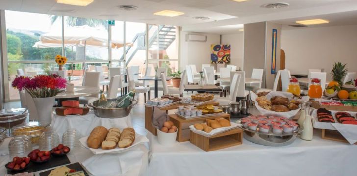 Palermo linn ja 3* hotell HOTEL BEL 3 panoraamvaatega! 17