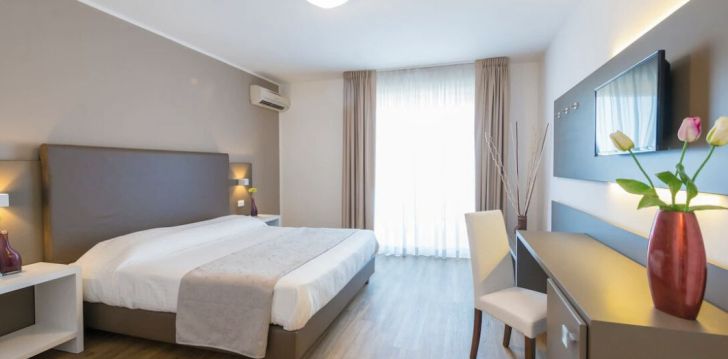 Palermo linn ja 3* hotell HOTEL BEL 3 panoraamvaatega! 23