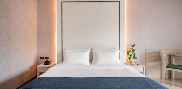 Reis Taimaale, peatu Pattayas 4* hotellis MANHATTAN PATTAYA HOTEL! 10