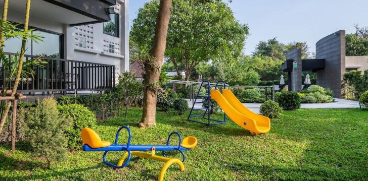 Reis Taimaale, peatu Pattayas 4* hotellis MANHATTAN PATTAYA HOTEL! 26